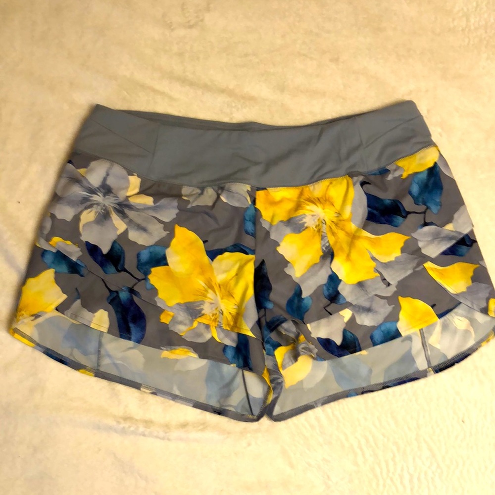 Calla Anywhere Petal Shorts